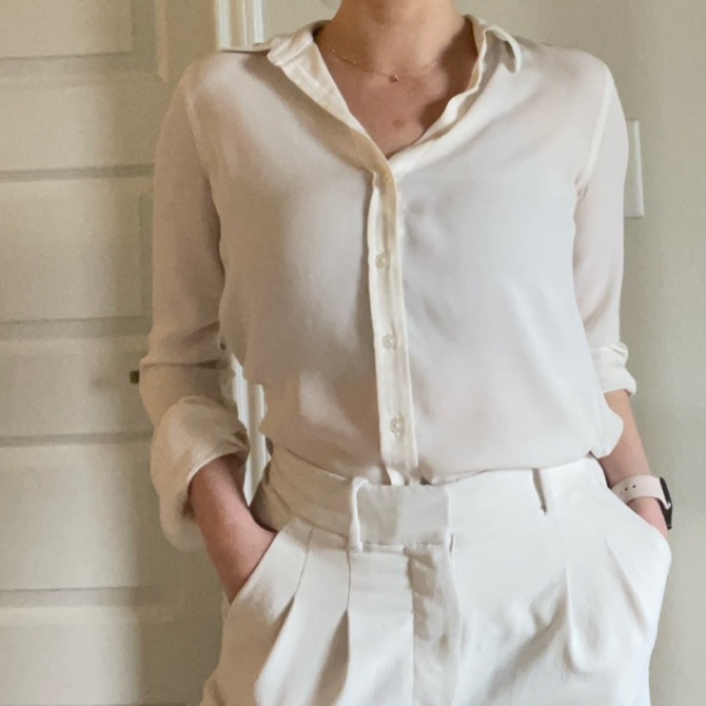 Banana Republic Cream Button Down Shirt